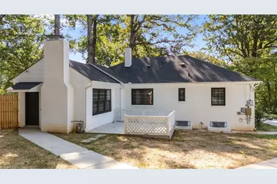 940 N Peace Haven Road, Winston-Salem, NC 27104 - Photo 22