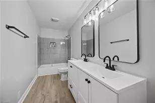 940 N Peace Haven Rd, Winston-Salem, NC 27104 - Photo 14