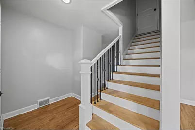 940 N Peace Haven Road, Winston-Salem, NC 27104 - Photo 4