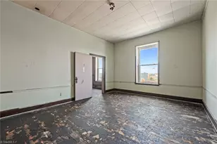 101 S Scales St, Reidsville, NC 27320 - Photo 24