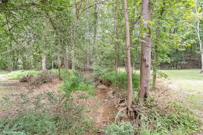 634 E Swannanoa Avenue, Liberty, NC 27298 - Photo 20