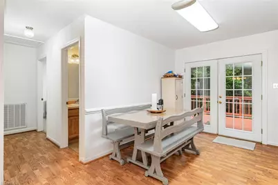 634 E Swannanoa Avenue, Liberty, NC 27298 - Photo 10