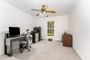 634 E Swannanoa Ave, Liberty, NC 27298 - Photo 28