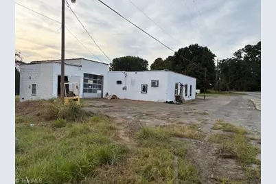 1610 Nc Highway 61, Whitsett, NC 27377 - Photo 12