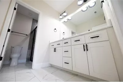 205 Crestwood Drive, Pilot Mountain, NC 27041 - Photo 16