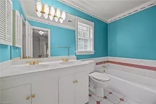 1122 Kensington Dr, High Point, NC 27262 - Photo 34