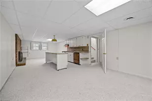 1122 Kensington Dr, High Point, NC 27262 - Photo 38