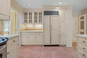 1122 Kensington Dr, High Point, NC 27262 - Photo 10