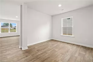 304 Aspen Place Ct, Thomasville, NC 27360 - Photo 4