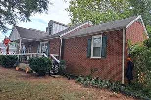 1729 Scales St, Reidsville, NC 27320 - Photo 2