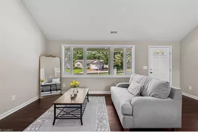 300 Willowbrook Drive, Thomasville, NC 27360 - Photo 8