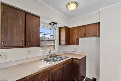 300 Willowbrook Drive, Thomasville, NC 27360 - Photo 36