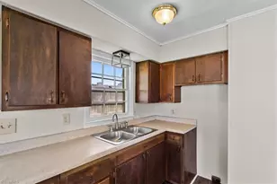 300 Willowbrook Dr, Thomasville, NC 27360 - Photo 36