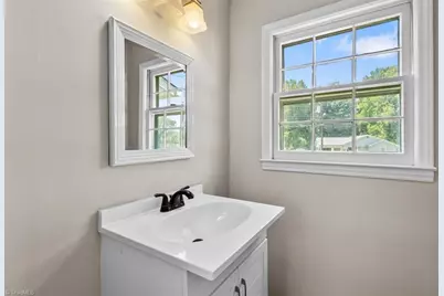 300 Willowbrook Drive, Thomasville, NC 27360 - Photo 38