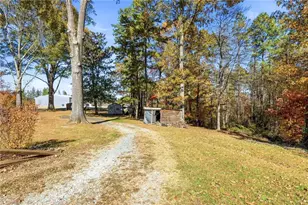 7665 Dennis Rd, Walnut Cove, NC 27052 - Photo 42