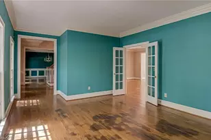 4208 E Cabarrus Ct, Greensboro, NC 27407 - Photo 10