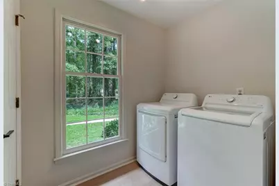 4508 Brookhaven Drive, Greensboro, NC 27406 - Photo 16