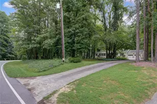 4508 Brookhaven Dr, Greensboro, NC 27406 - Photo 32