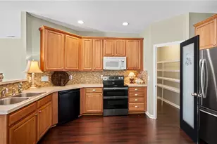 4032 Comrie Ln, Burlington, NC 27215 - Photo 10