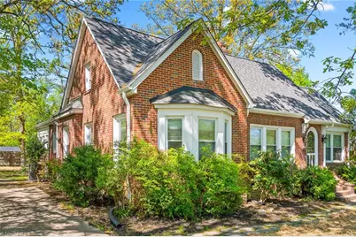 316 Spring Street, Thomasville, NC 27360 - Photo 1