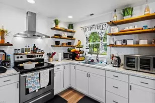 200 S New St, Liberty, NC 27298 - Photo 8