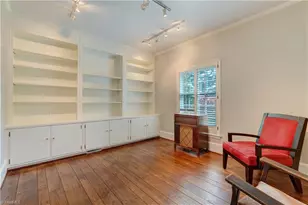 1006 Oakcrest Dr, Reidsville, NC 27320 - Photo 8