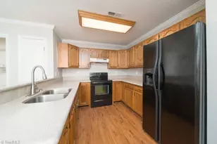 506 Westpark Cir, Winston-Salem, NC 27103 - Photo 6