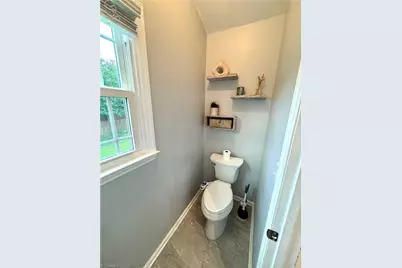 9009 Stamford Club Court, Rural Hall, NC 27045 - Photo 8