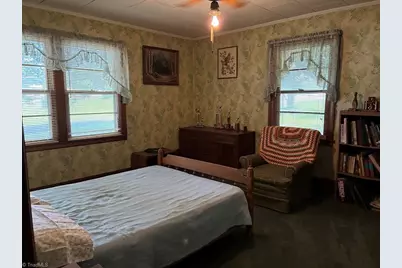 138 Peacehaven Circle, Mount Airy, NC 27030 - Photo 8