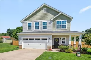 104 Red Maple Wy, King, NC 27021 - Photo 2