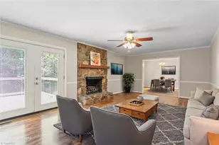 403 Edinburgh Dr, Burlington, NC 27215 - Photo 6