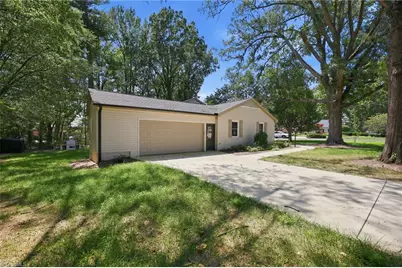 2804 Edgewood Avenue, Burlington, NC 27215 - Photo 36