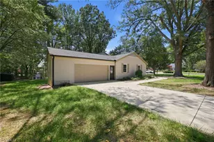 2804 Edgewood Ave, Burlington, NC 27215 - Photo 36