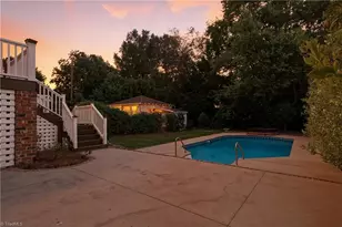 209 W Bessemer Ave, Greensboro, NC 27401 - Photo 40