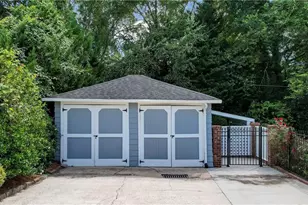 209 W Bessemer Ave, Greensboro, NC 27401 - Photo 42