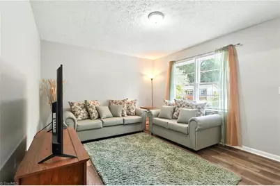 304 Roanoke Street, Reidsville, NC 27360 - Photo 8