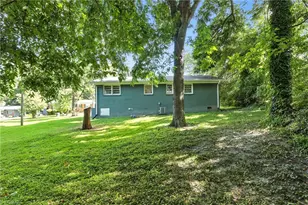 304 Roanoke St, Reidsville, NC 27360 - Photo 30