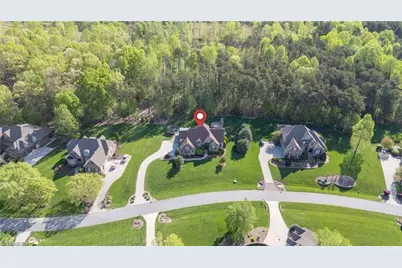 7716 Chesterbrooke Drive, Greensboro, NC 27455 - Photo 8