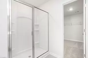 3016 Middle Creek Ln, Greensboro, NC 27405 - Photo 22