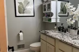 2122 Pebble Dr, Greensboro, NC 27410 - Photo 18