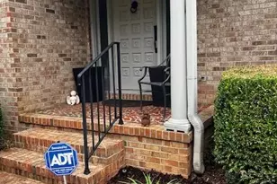 2122 Pebble Dr, Greensboro, NC 27410 - Photo 2