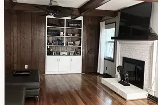 2122 Pebble Dr, Greensboro, NC 27410 - Photo 8