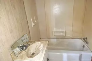 645 Patterson St, Eden, NC 27288 - Photo 16