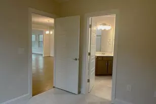 5679 Falkirk Dr, Greensboro, NC 27409 - Photo 8