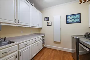 200 Manchester Pl, Greensboro, NC 27410 - Photo 14