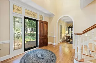 200 Manchester Pl, Greensboro, NC 27410 - Photo 6