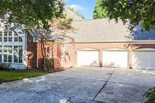 200 Manchester Pl, Greensboro, NC 27410 - Photo 2