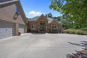 2626 Fox Ridge Rd, Asheboro, NC 27205 - Photo 34