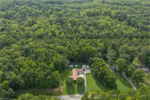 311 Pebble Dr, Thomasville, NC 27360 - Photo 42