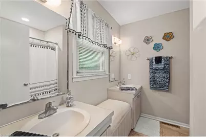 311 Pebble Drive, Thomasville, NC 27360 - Photo 32